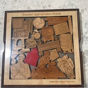 Wooden teacher appreciation puzzle NWT